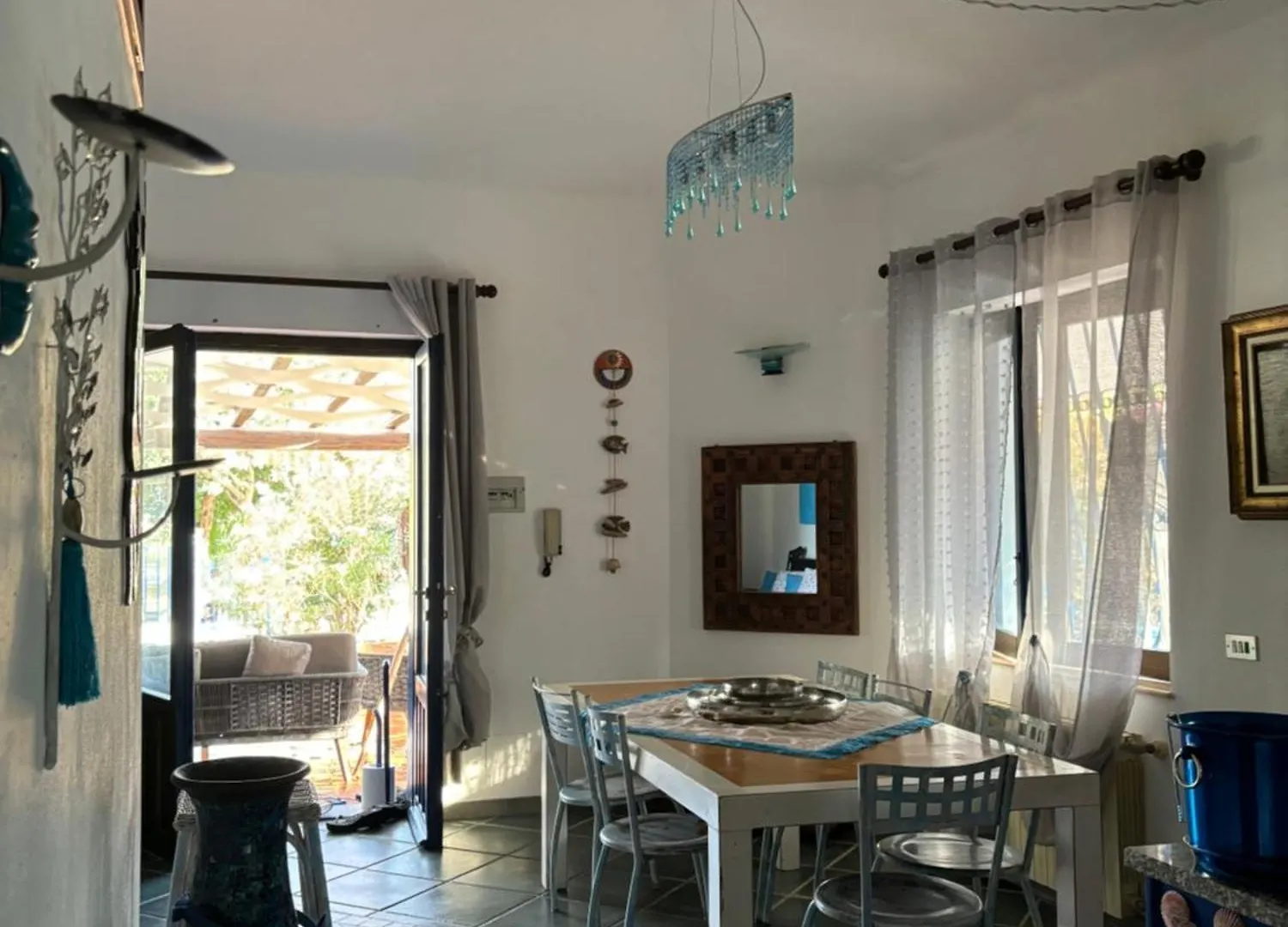 Villa Fronte Mare 아르바탁스