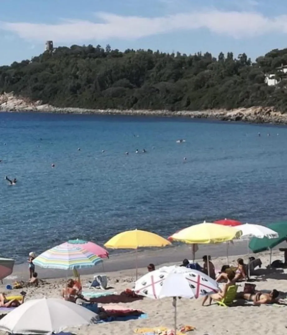 Villa Fronte Mare 아르바탁스